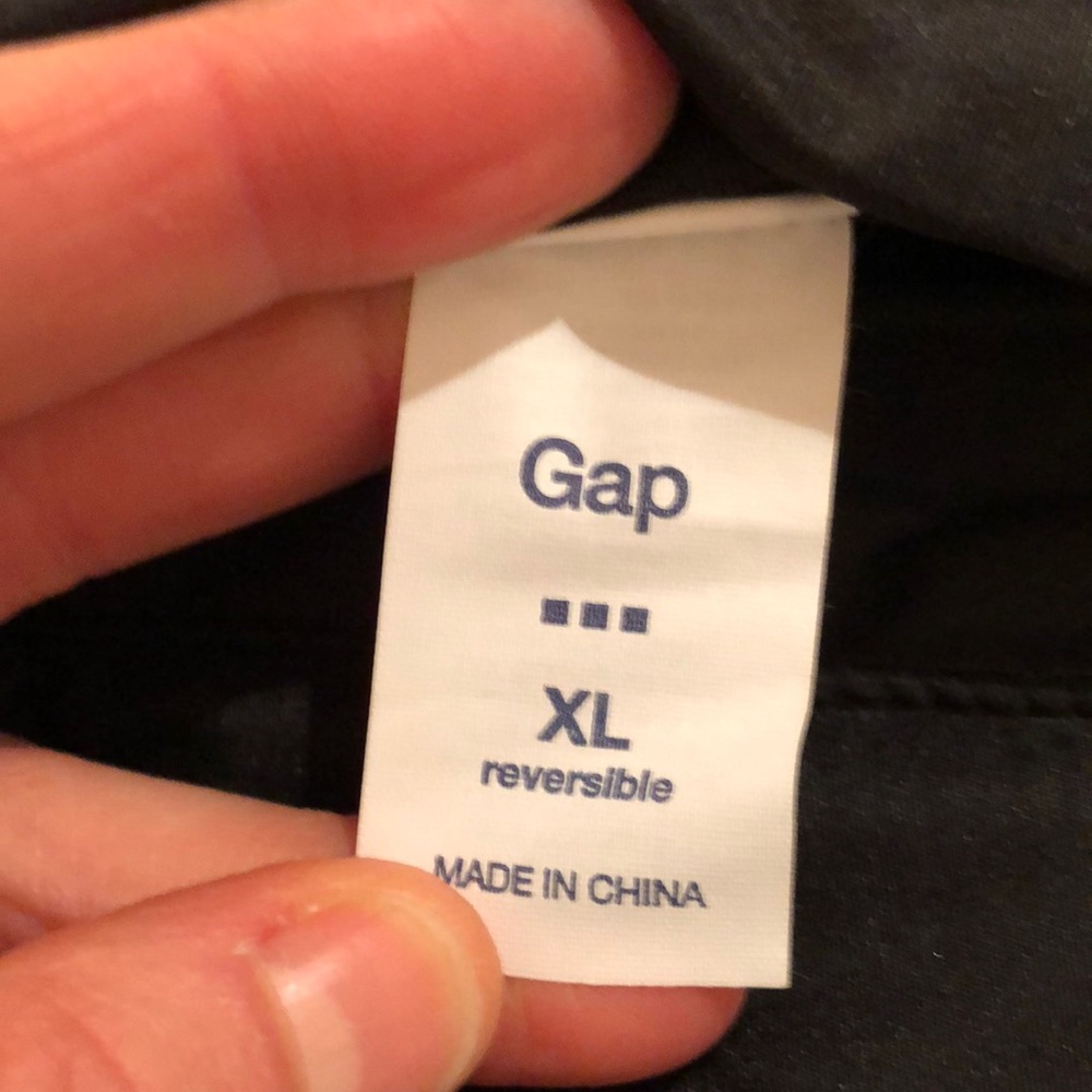 EUC Gap reversible vest. Gray/black. Mens XL - Picture 3 of 4
